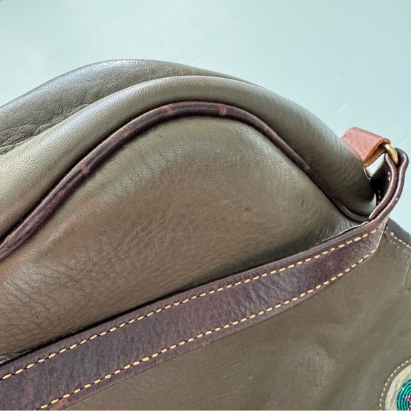 Handmade authentic leather crossbody bag with hand beaded detail - Picture 7 of 12